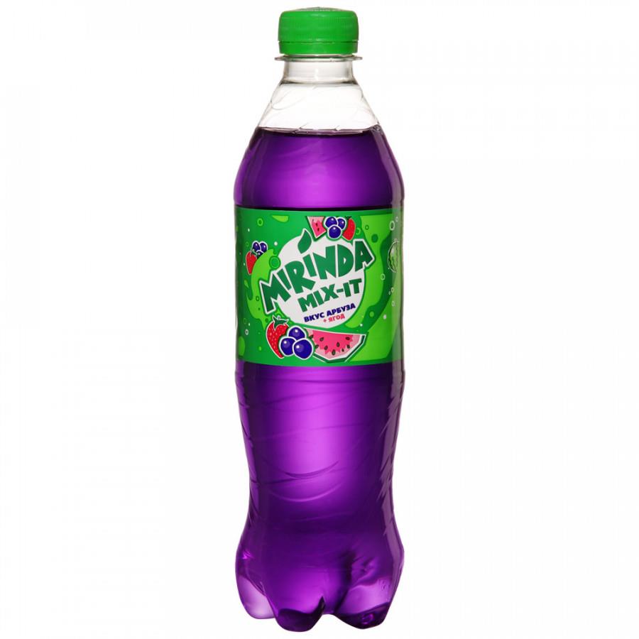 Напиток Mirinda Mix-It Арбуз Ягоды сильногазированный 0.5 л